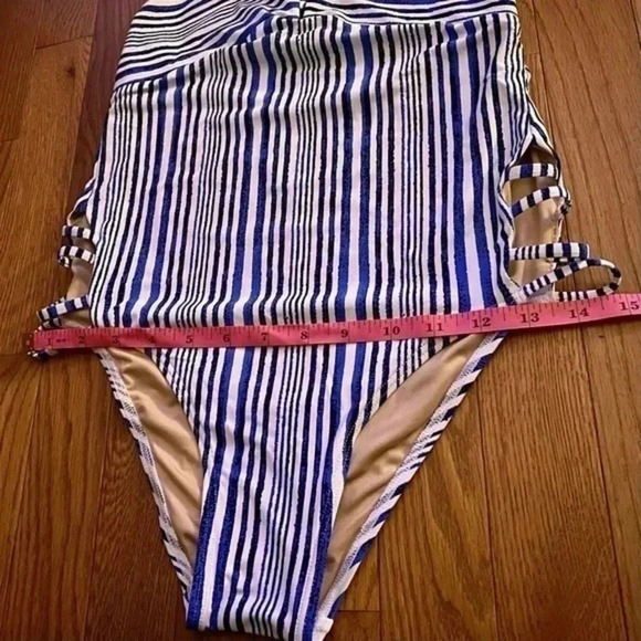 NWT Tart Collections Alana One-piece Tie Halter Top Cut-out Stripe Swimsuit S - Picture 7 of 15